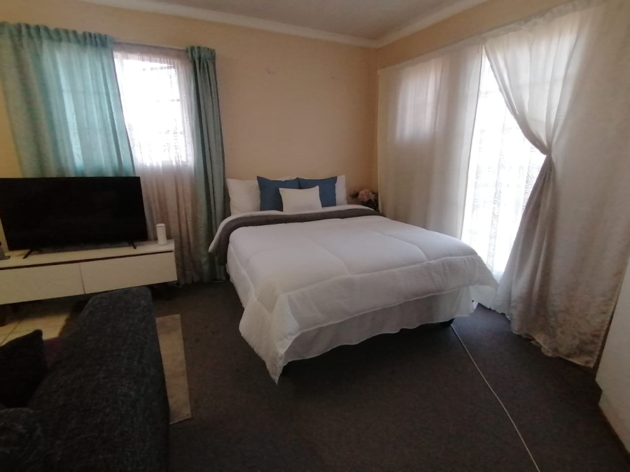 1 Bedroom Property for Sale in Willows Free State